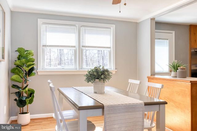 933 CIRCLE DR, Halethorpe, MD 21227