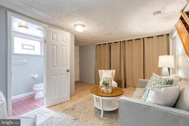 933 CIRCLE DR, Halethorpe, MD 21227