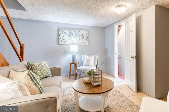 933 CIRCLE DR, Halethorpe, MD 21227