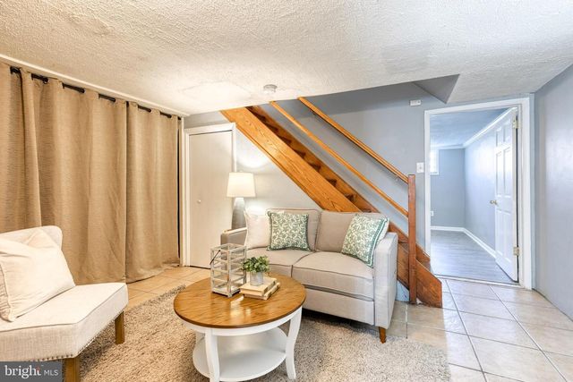 933 CIRCLE DR, Halethorpe, MD 21227
