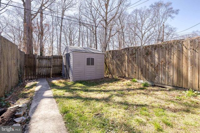 933 CIRCLE DR, Halethorpe, MD 21227