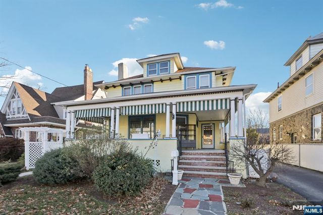 1114 Anderson Avenue, Fort Lee, NJ 07024