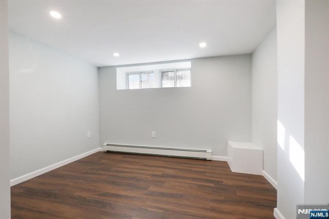 1114 Anderson Avenue, Fort Lee, NJ 07024