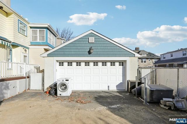 1114 Anderson Avenue, Fort Lee, NJ 07024