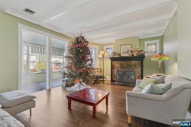 1114 Anderson Avenue, Fort Lee, NJ 07024