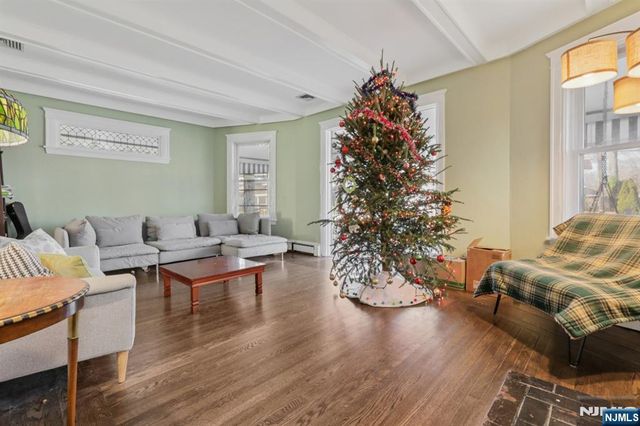 1114 Anderson Avenue, Fort Lee, NJ 07024