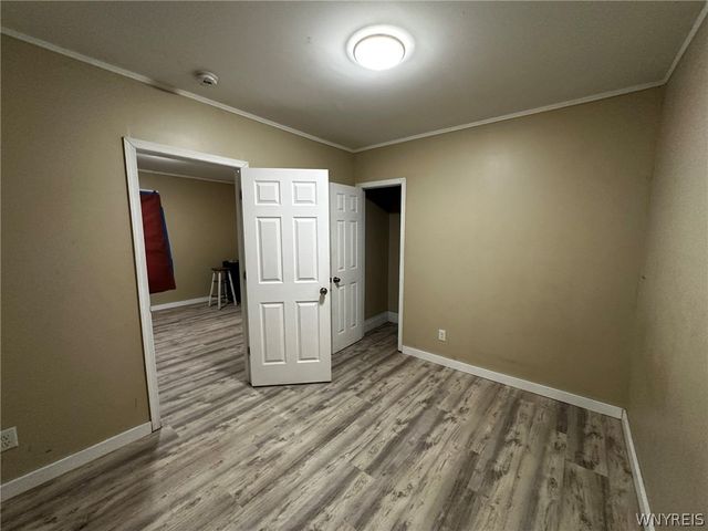 1533 La Salle Avenue, Niagara Falls, NY 14301