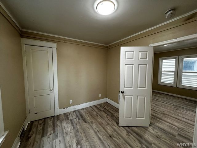 1533 La Salle Avenue, Niagara Falls, NY 14301