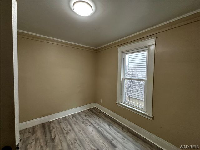 1533 La Salle Avenue, Niagara Falls, NY 14301