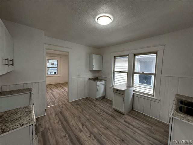 1533 La Salle Avenue, Niagara Falls, NY 14301