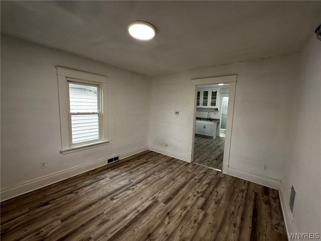 1533 La Salle Avenue, Niagara Falls, NY 14301