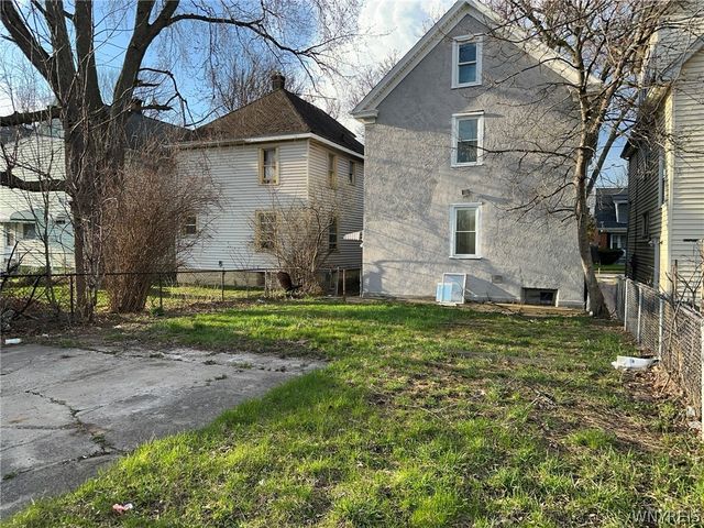 1533 La Salle Avenue, Niagara Falls, NY 14301