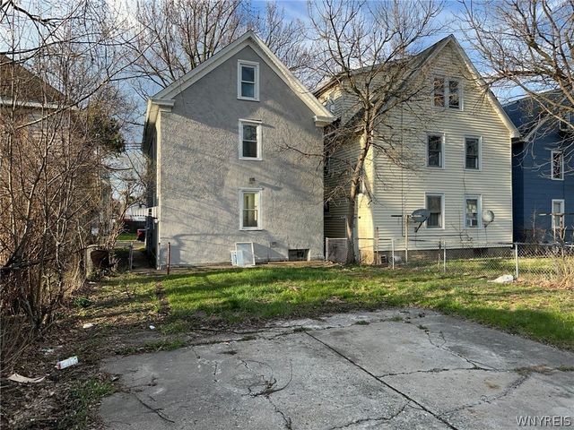 1533 La Salle Avenue, Niagara Falls, NY 14301