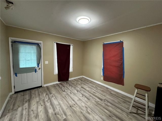 1533 La Salle Avenue, Niagara Falls, NY 14301