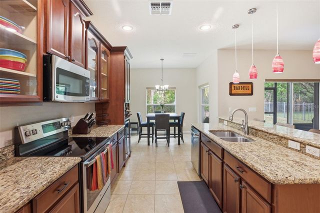 11337 GREAT COMMISSION WAY, Orlando, FL 32832