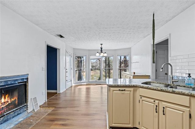 2563 Overlake Drive, Powder Springs, GA 30127