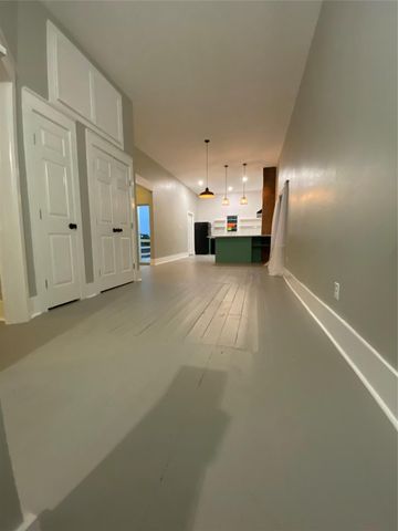 2121 Avenue K 2nd FL, Galveston, TX 77550