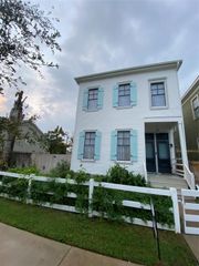 2121 Avenue K 2nd FL, Galveston, TX 77550