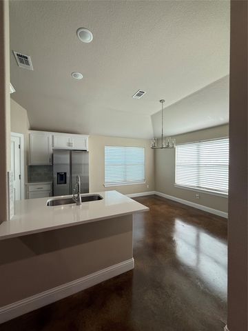109 Cool Meadows Court, Millsap, TX 76066