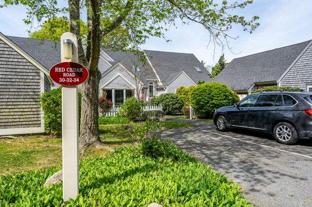 32 Red Cedar Road UNIT 32, Mashpee, MA 02649