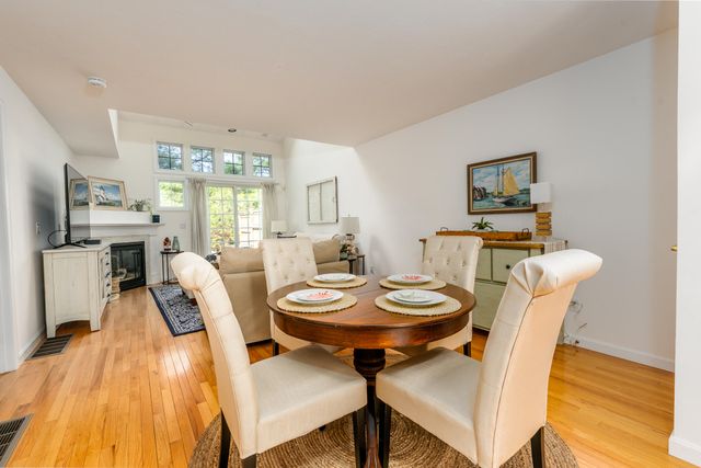 32 Red Cedar Road UNIT 32, Mashpee, MA 02649