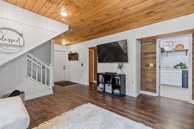 15469 Fish Point Road SE, Prior Lake, MN 55372