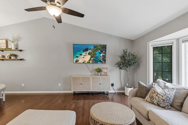 15469 Fish Point Road SE, Prior Lake, MN 55372