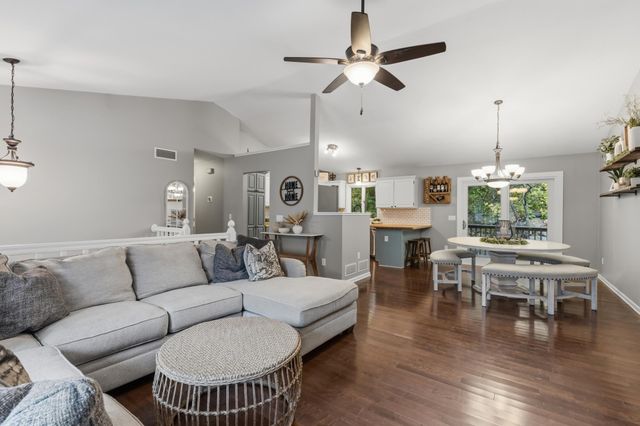 15469 Fish Point Road SE, Prior Lake, MN 55372