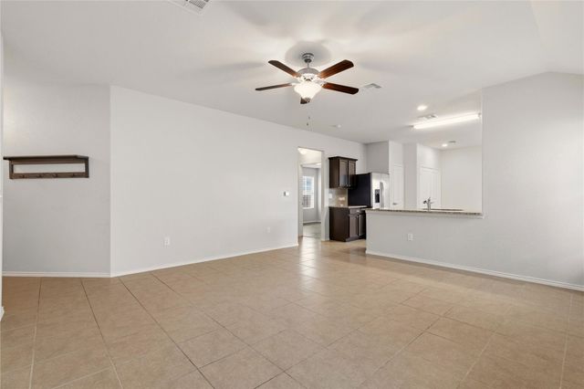 3721 Alpine Autumn DR, Austin, TX 78744