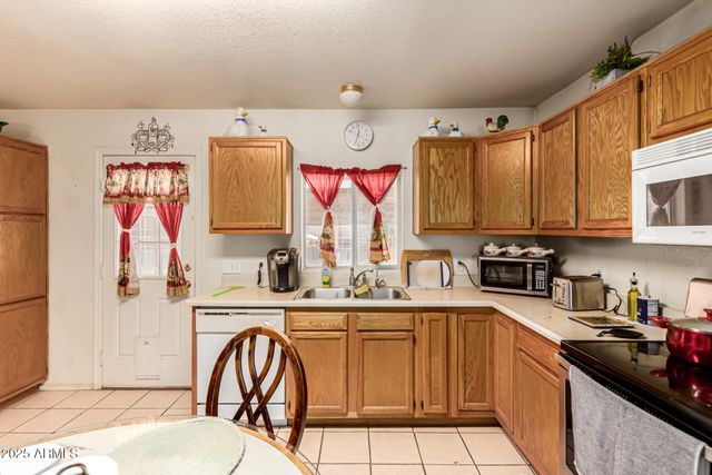 309 5TH Avenue E, Buckeye, AZ 85326