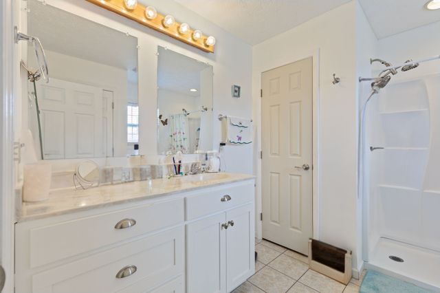 493 Maple Springs Rd, Manchester, TN 37355