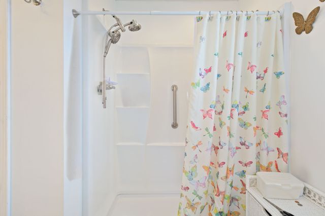 493 Maple Springs Rd, Manchester, TN 37355