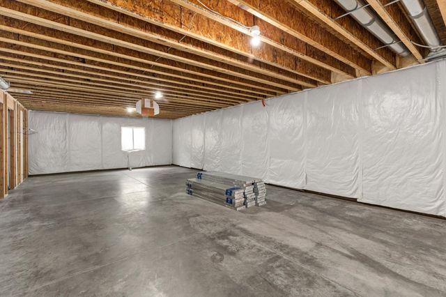1020 Cardinal Drive, Polk City, IA 50226