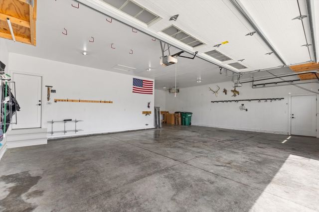 1020 Cardinal Drive, Polk City, IA 50226