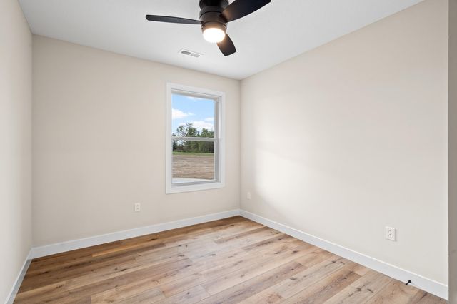 15904 N GOLDEN EAGLE CT, Wooldridge, MO 65287