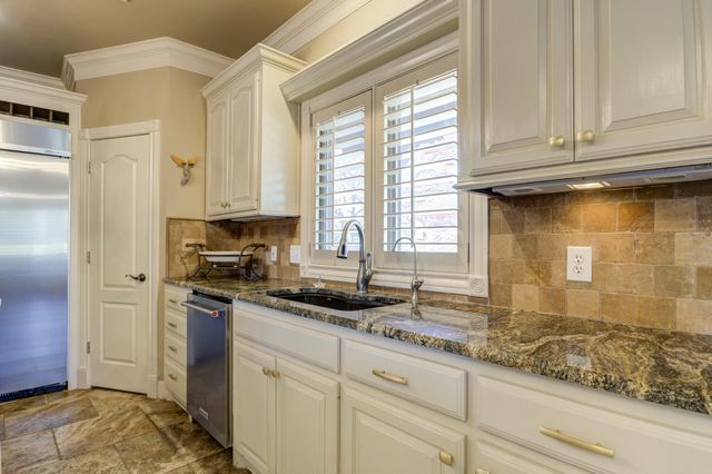 4514 93rd Drive, Lubbock, TX 79424