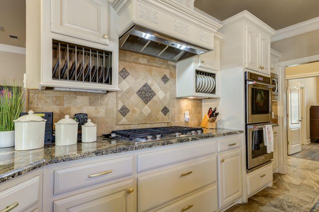 4514 93rd Drive, Lubbock, TX 79424