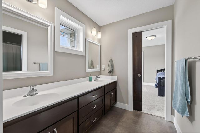 10922 Brookside Trail N, Champlin, MN 55316