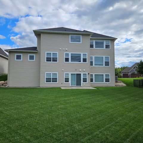 10922 Brookside Trail N, Champlin, MN 55316