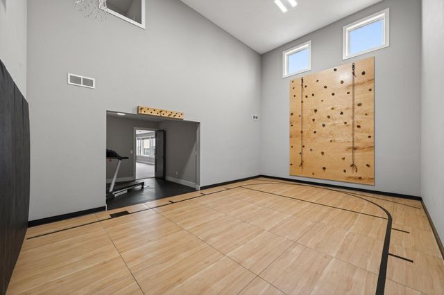 10922 Brookside Trail N, Champlin, MN 55316