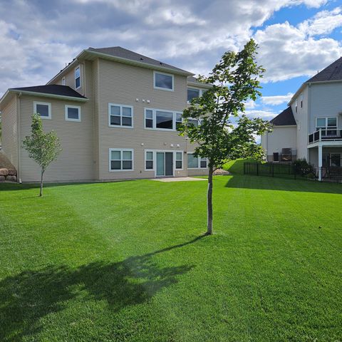 10922 Brookside Trail N, Champlin, MN 55316