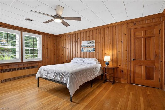 500 W Riverview DR, Suffolk, VA 23434