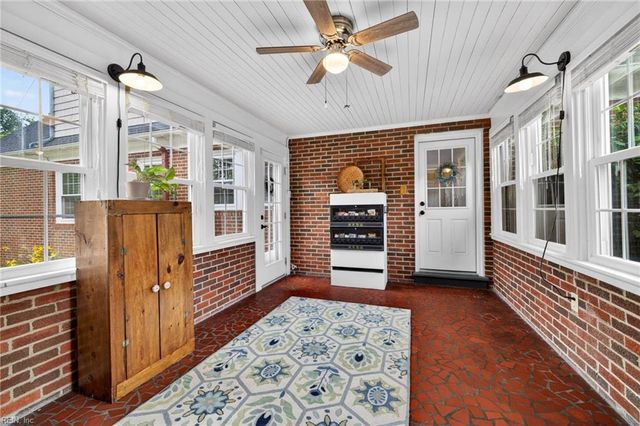 500 W Riverview DR, Suffolk, VA 23434