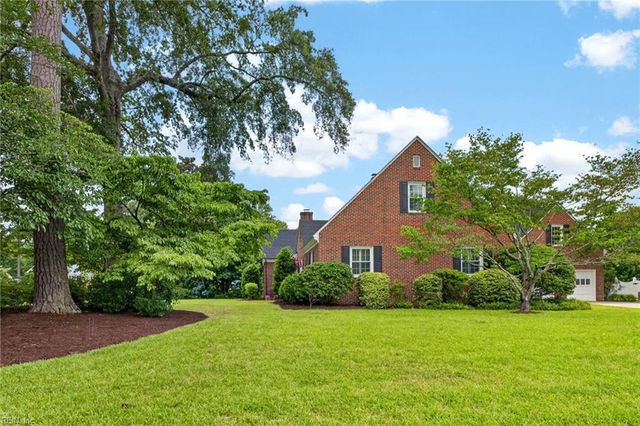 500 W Riverview DR, Suffolk, VA 23434