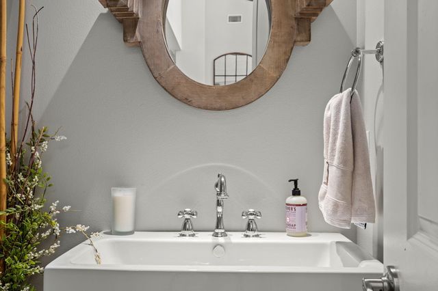 4319 Sunset Beach Circle, Niceville, FL 32578