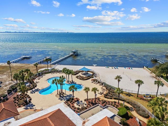 4319 Sunset Beach Circle, Niceville, FL 32578