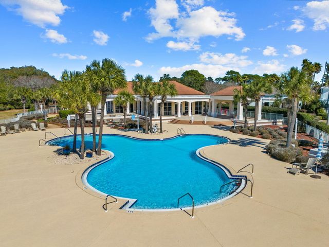 4319 Sunset Beach Circle, Niceville, FL 32578