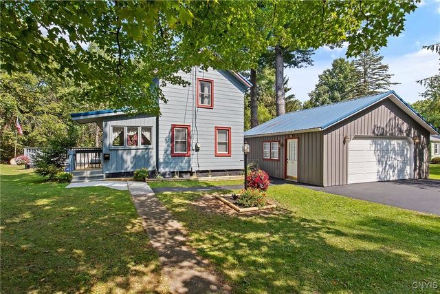 89 Elm Street, Schroeppel, NY 13135