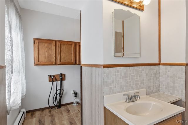 89 Elm Street, Schroeppel, NY 13135