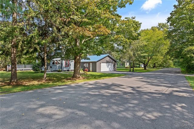 89 Elm Street, Schroeppel, NY 13135